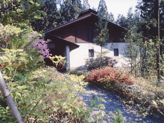 一般社団法人白簱史朗保存会 南アルプス山岳写真館・白簱史朗記念館